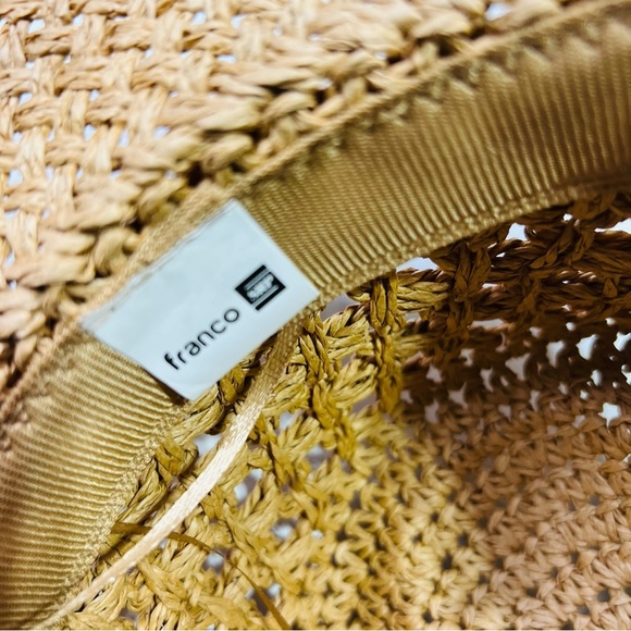 Stylish Tan Straw Hat for Men - Picture 3 of 5